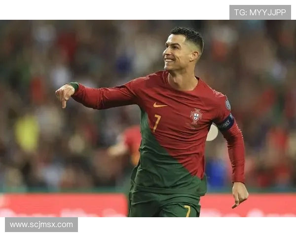 克里斯蒂亚诺·罗纳尔多：足坛传奇的成长与成就之路