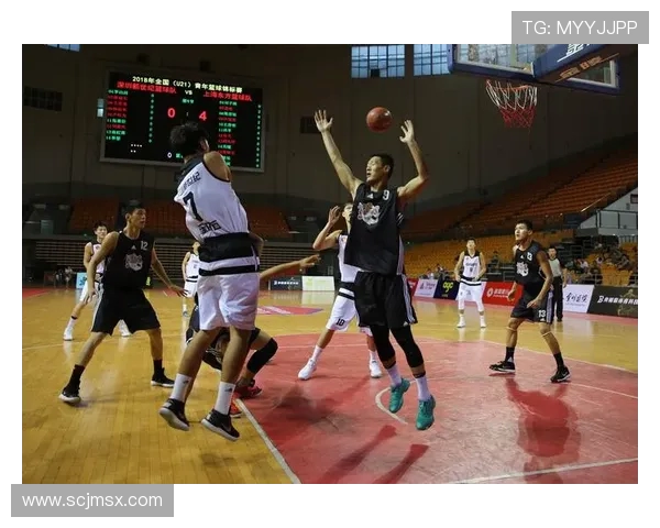 江苏肯帝亚主场鏖战宁波町渥双方激烈对攻上演精彩篮球盛宴 江苏肯帝亚主场鏖战宁波町渥双方激烈对攻上演精彩篮球盛宴