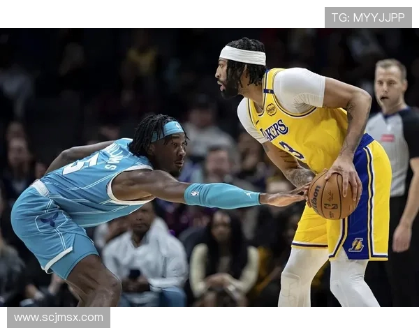 安东尼戴维斯统治禁区全面解析湖人内线核心崛起之路