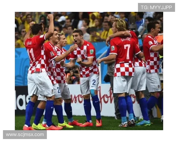 布雷达与奥斯激战正酣比分胶着双方争夺胜利的精彩瞬间 布雷达与奥斯激战正酣比分胶着双方争夺胜利的精彩瞬间